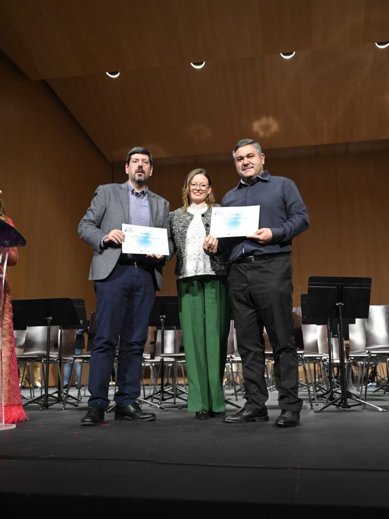 Recogen el Primer Premio